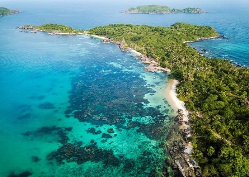 Underwater Vietnam